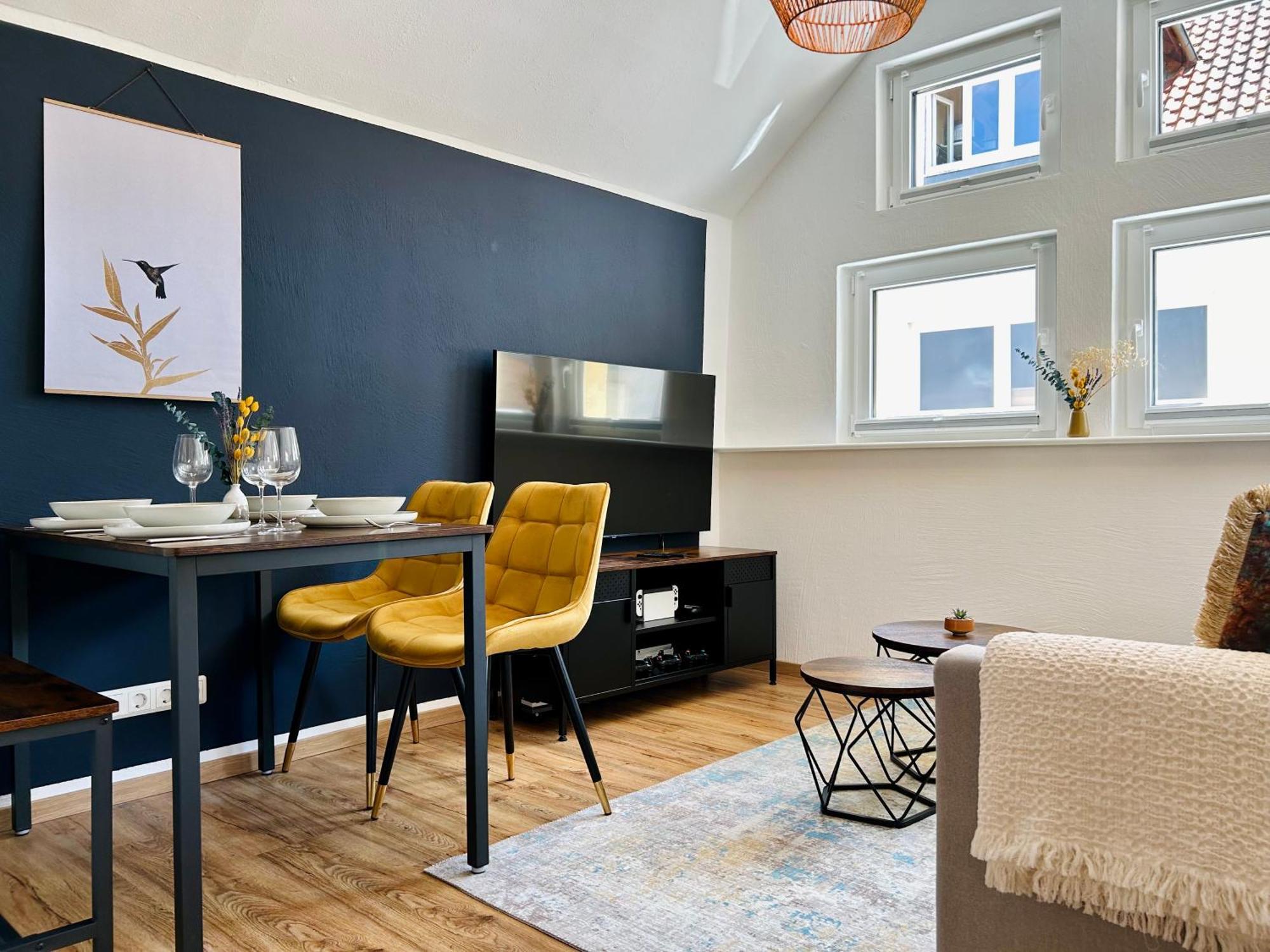 Kolibri - Design Maisonette - Nintendo Switch, Streaming, Bikestore, E-Wallbox Marburg Bagian luar foto